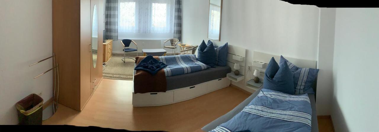 Monteurs Zimmer Noack Borssum Esterno foto